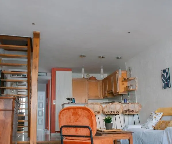 Апартаменты Le Pommeraye : Duplex Hyper Centre *