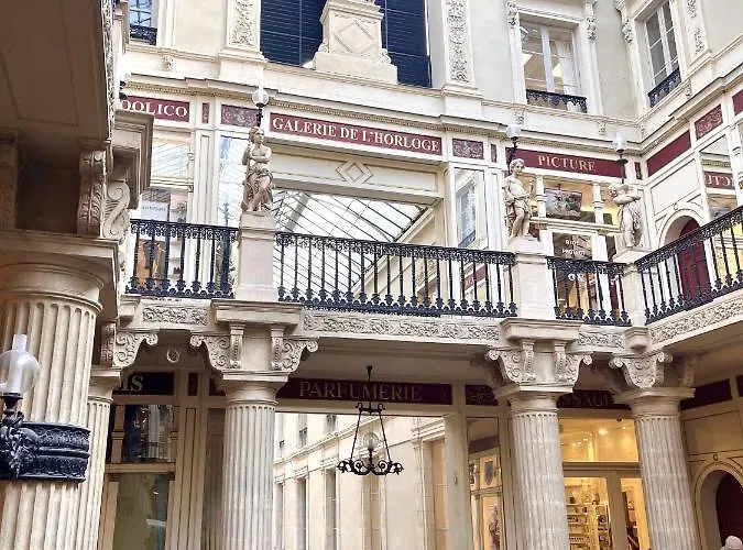 Le Pommeraye : Duplex Hyper Centre *