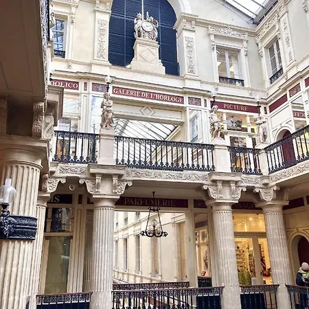 Le Pommeraye : Duplex Hyper Centre *